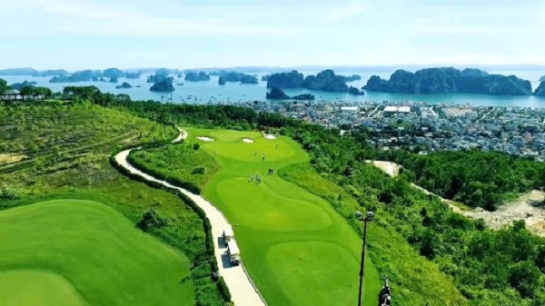Vì sao Vingroup rút khỏi dự án khu du lịch, sân golf và biệt thự tại Quảng Ninh?